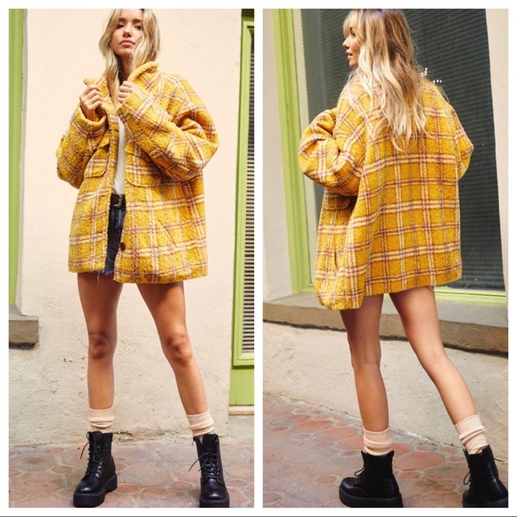 #02 Julia Warm and cozy Plaid Teddy Jacket - Picture 3 of 10